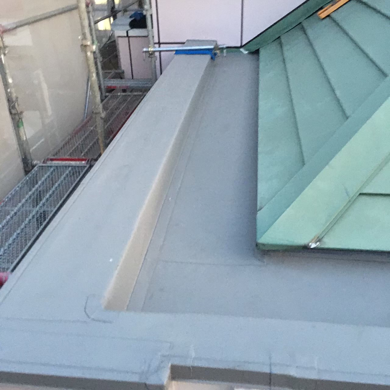 大和市教会　塩ビシート防水　機械固定工法